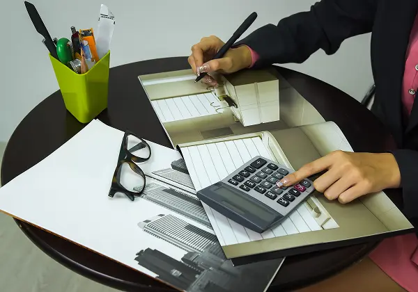 why do bookkeeping services cost so much